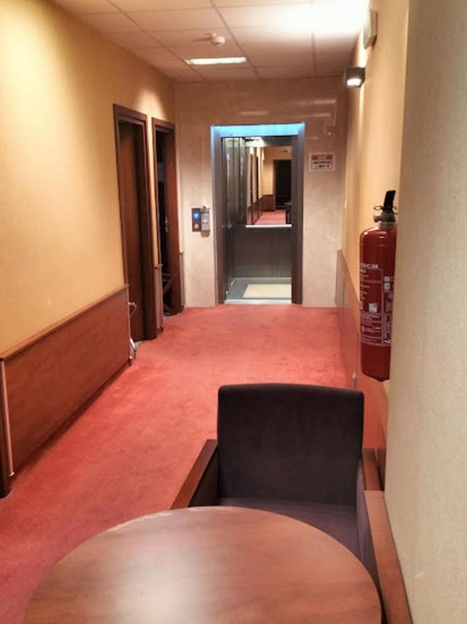 Hotel Chmielna Βαρσοβία Εξωτερικό φωτογραφία