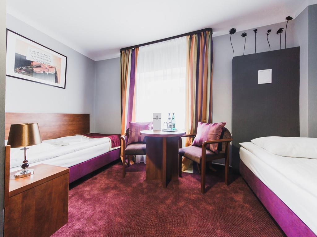 Hotel Chmielna Βαρσοβία Δωμάτιο φωτογραφία